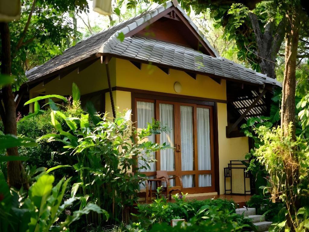 Baan Talay Dao Resort HHQ Esterno foto