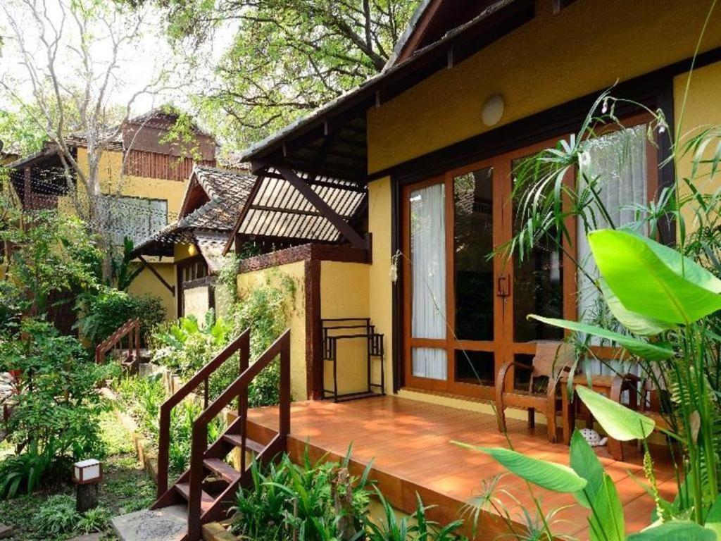Baan Talay Dao Resort HHQ Esterno foto